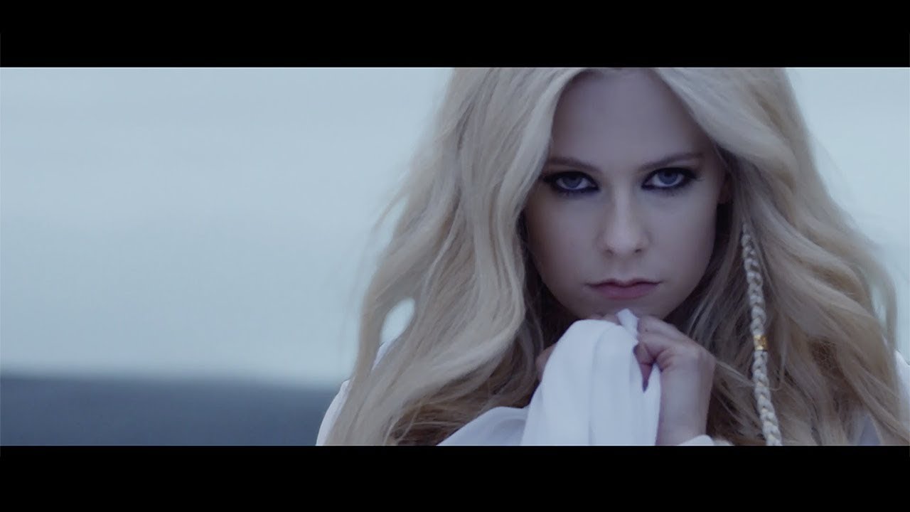 Avril Lavigne — Head Above Water
